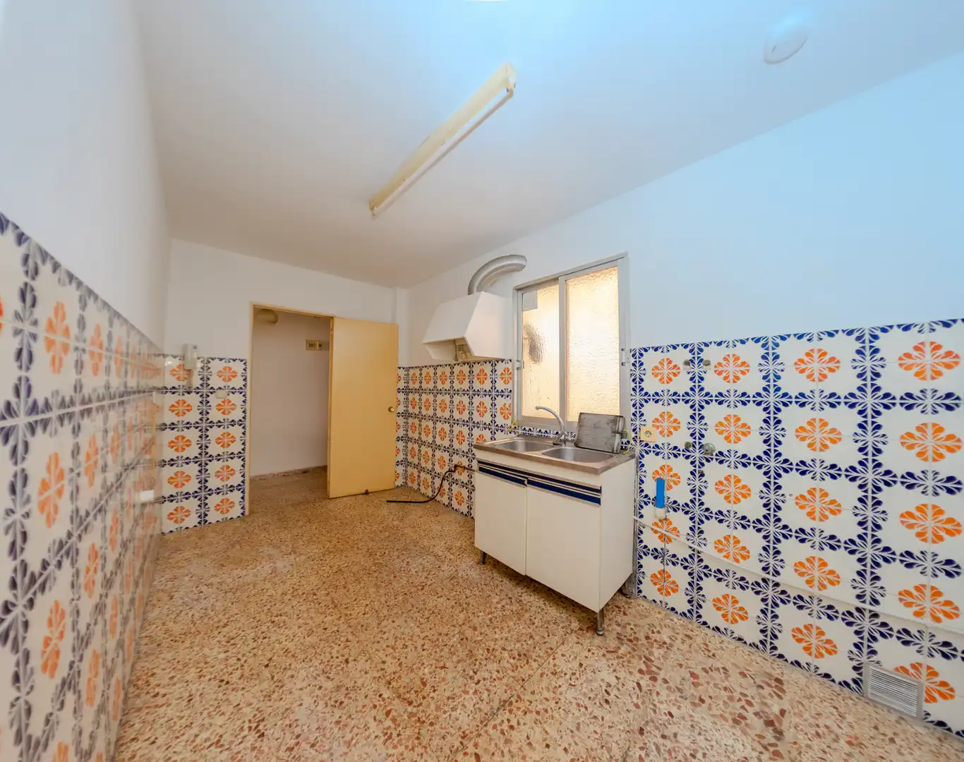 Cocina de Piso en venta en Murcia con Aire acondicionado