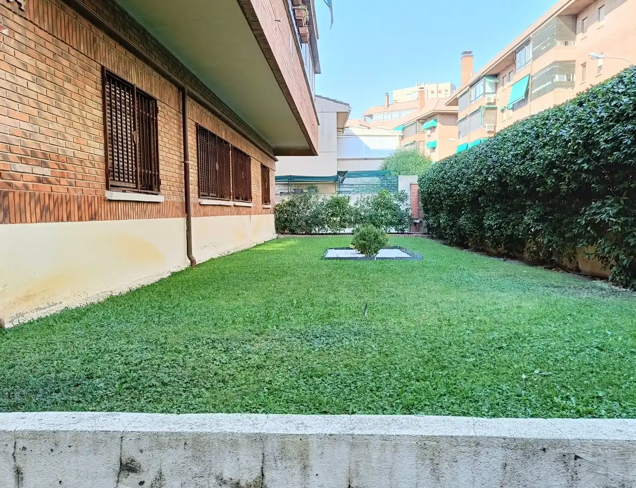 Jardí de Pis de lloguer en Madrid amb Aire condicionat, Calefacció i Forn