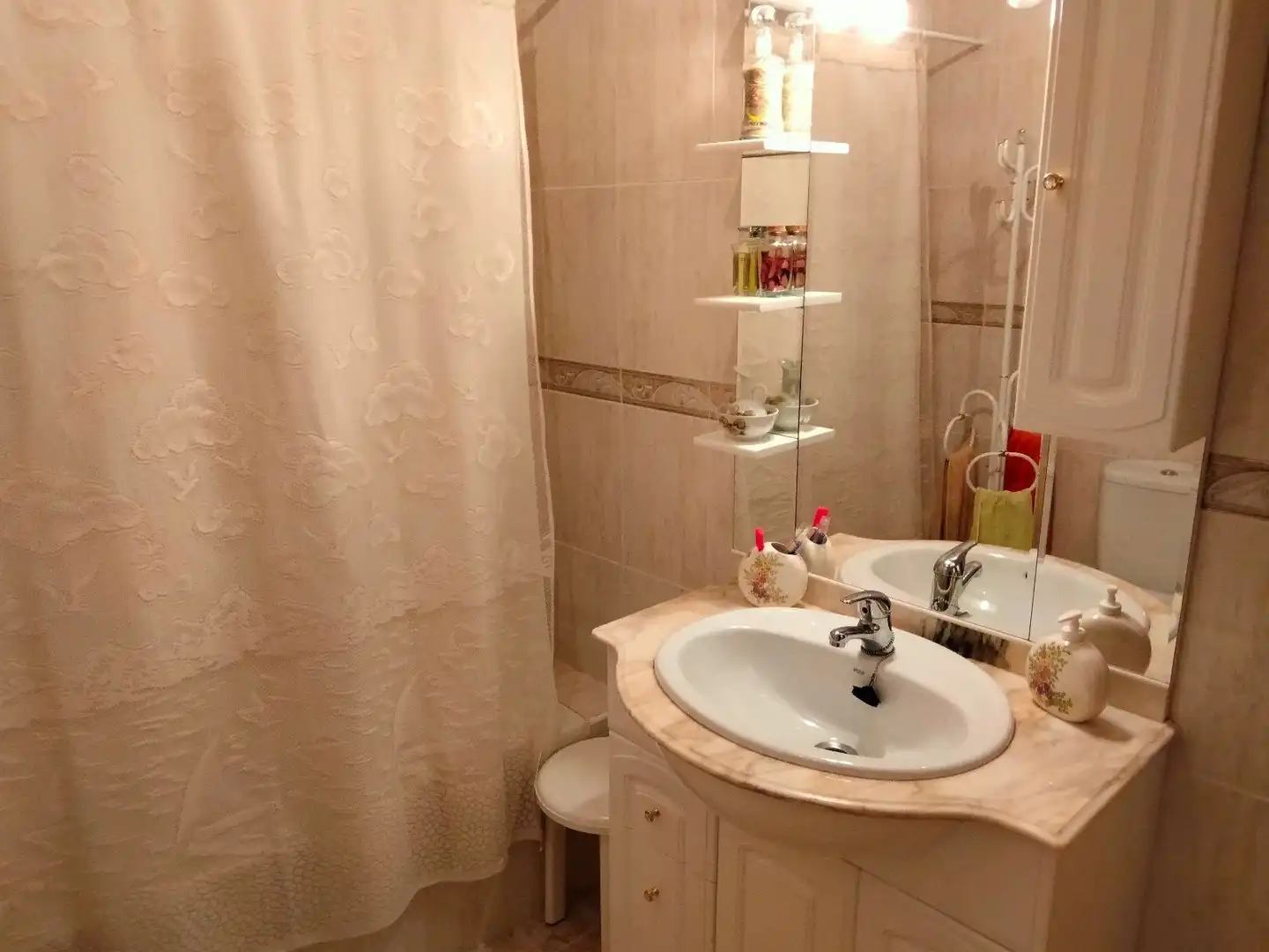 Baño de Casa adosada en venta en Navacepedilla de Corneja con Calefacción y Trastero