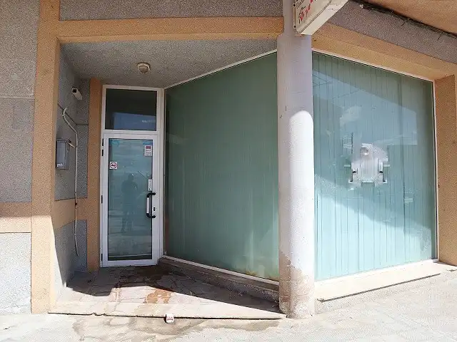 Business premises for sale in Recinte Festiu, imagen 3