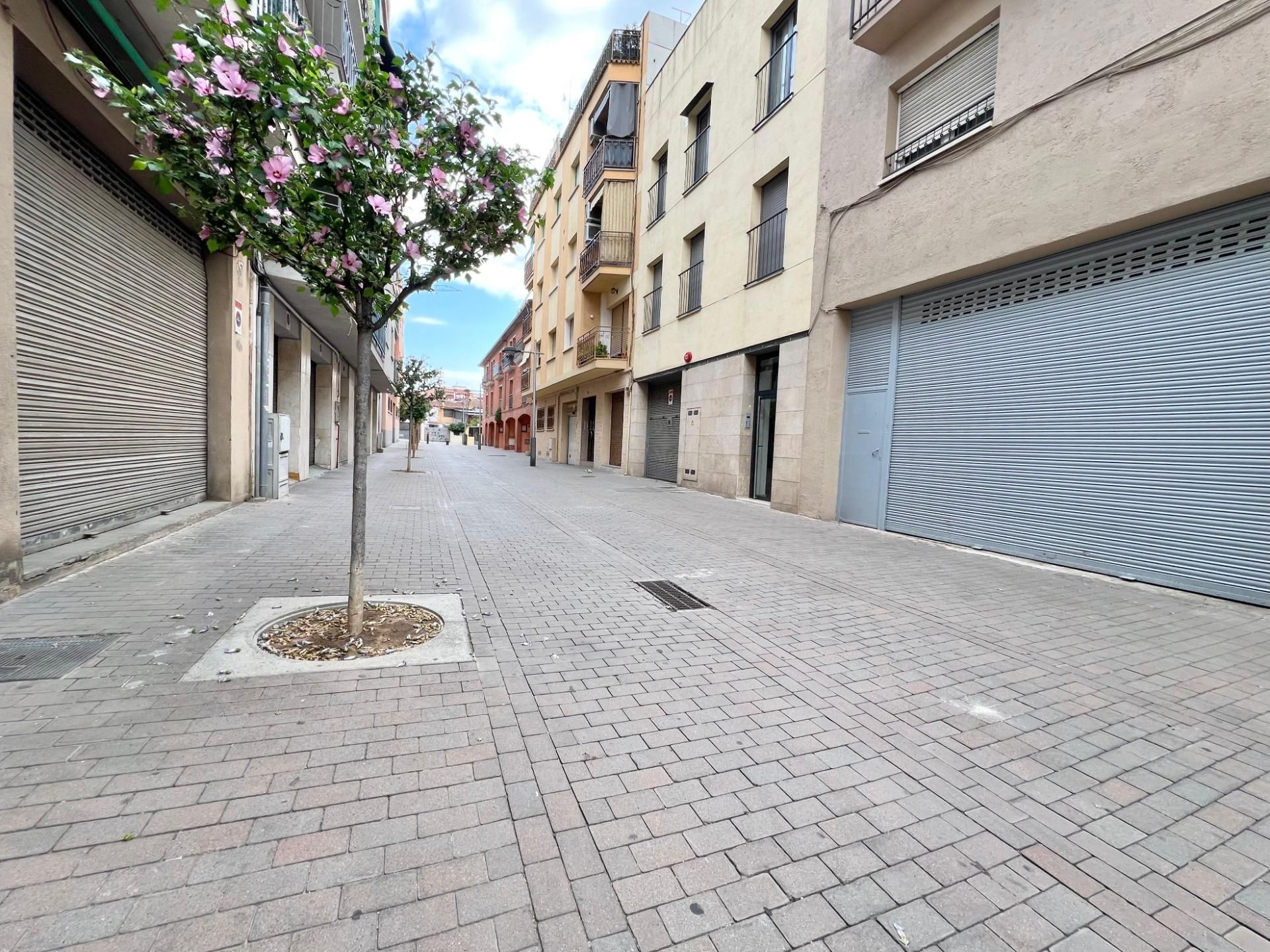 Vista exterior de Garatge en venda en Mollet del Vallès