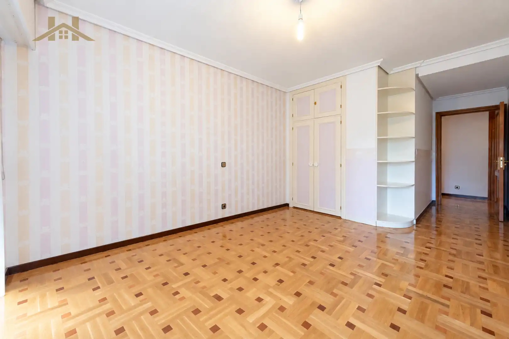 Habitación de Piso en venta en Pozuelo de Alarcón con Aire acondicionado, Calefacción y Terraza