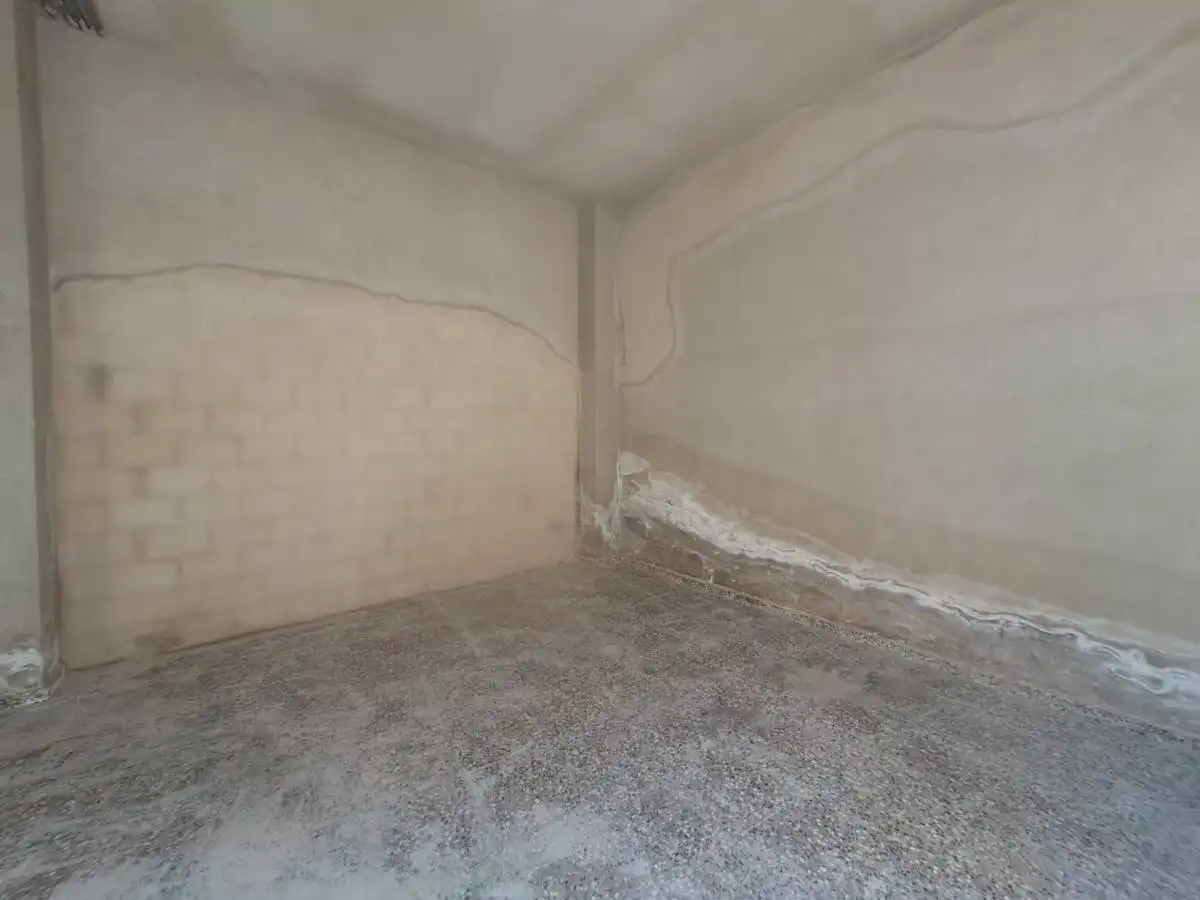 Local en venta en Catral