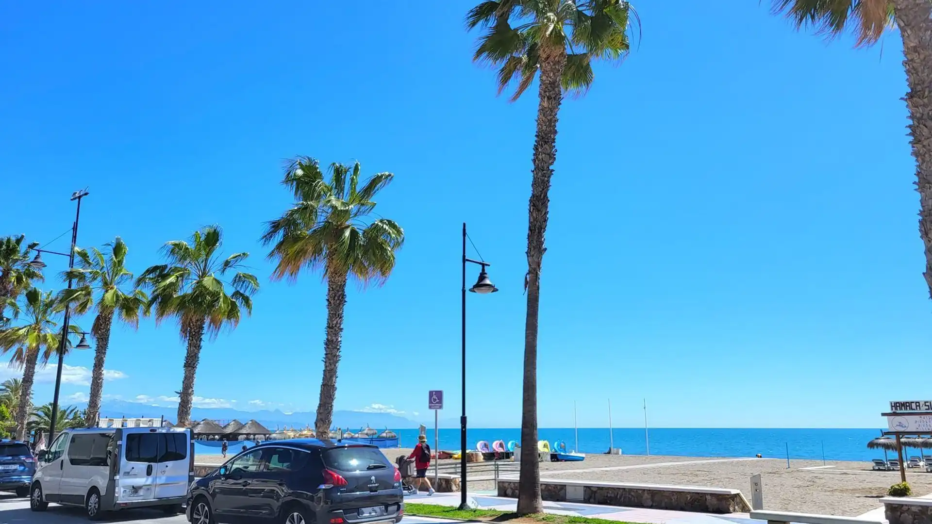 Vista exterior de Piso en venta en Torremolinos con Aire acondicionado, Jardín privado y Terraza