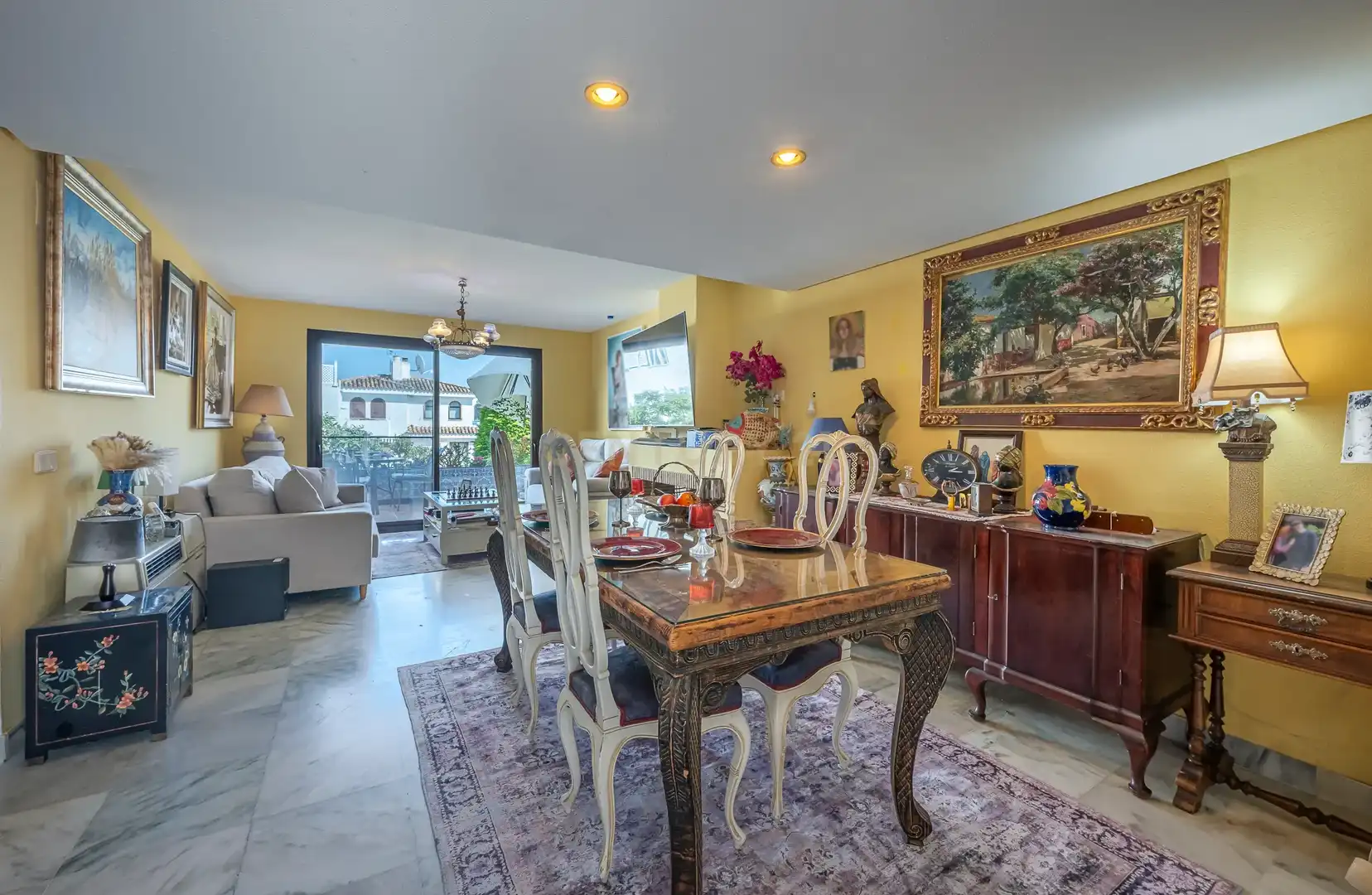Comedor de Casa adosada en venta en Estepona con Jardín privado y Piscina comunitaria