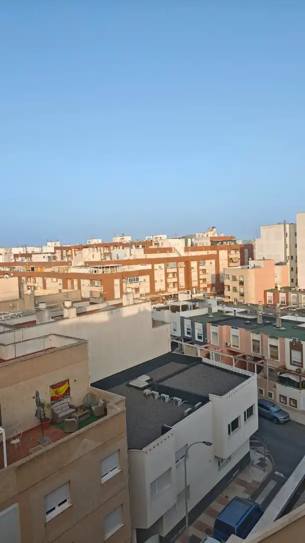 Vista exterior de Piso en venta en Roquetas de Mar con Aire acondicionado, Terraza y Amueblado