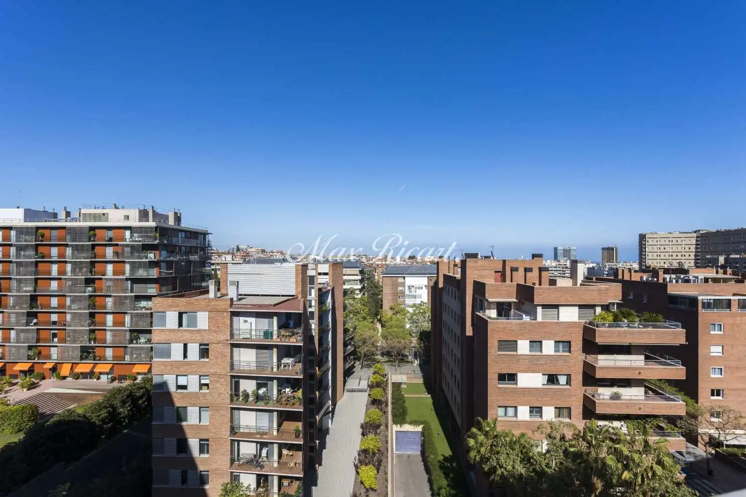 Dachboden zur Miete in N/A, Les Tres Torres