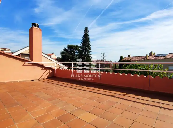 Terrassa de Casa o xalet en venda en Tiana amb Aire condicionat, Calefacció i Jardí privat