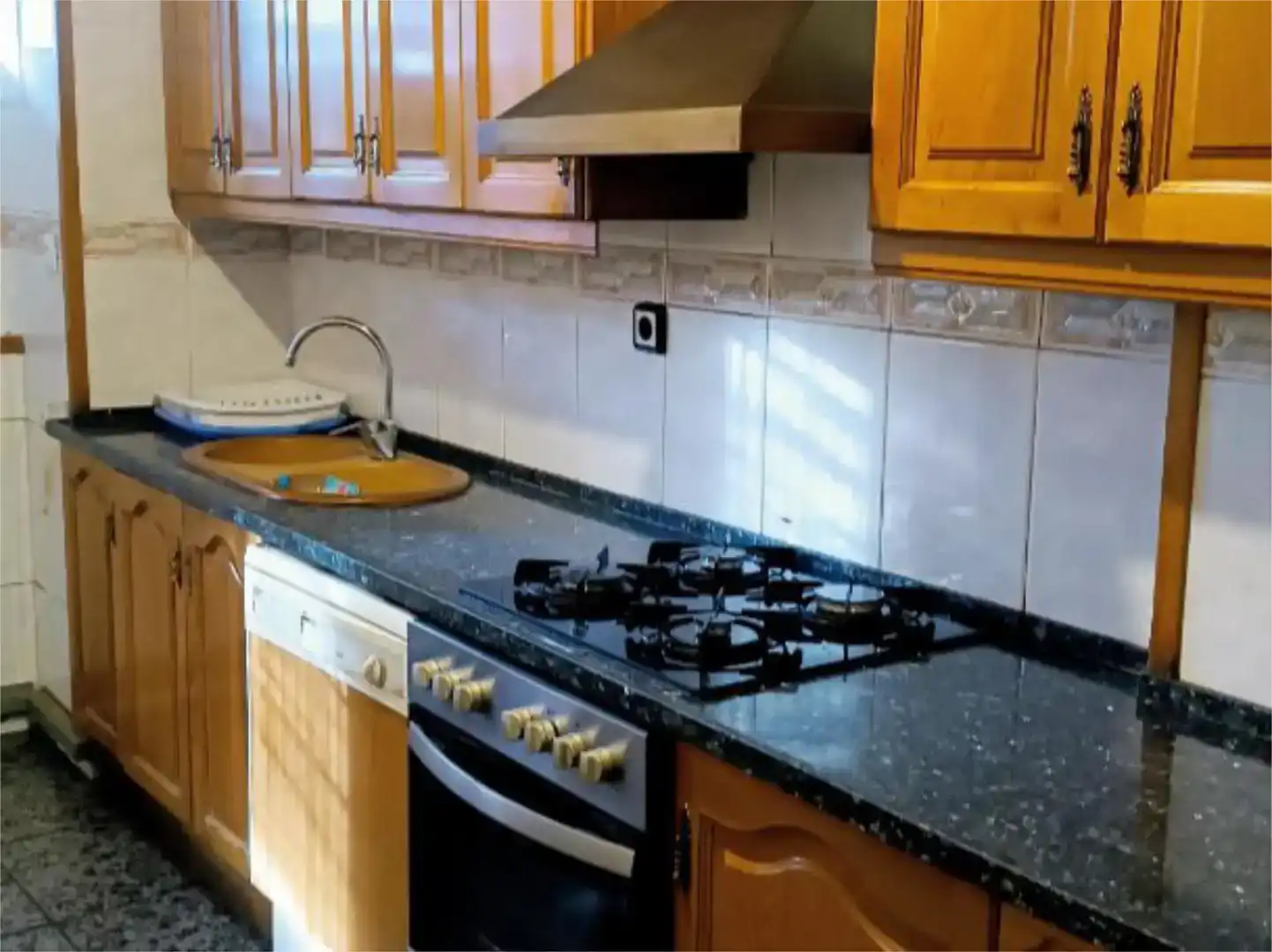 Kitchen of Flat for sale in Sabadell  with Terrace