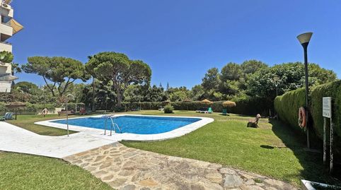 Foto 3 de Piso en venta en Calle Águila Real, Calahonda, Mijas