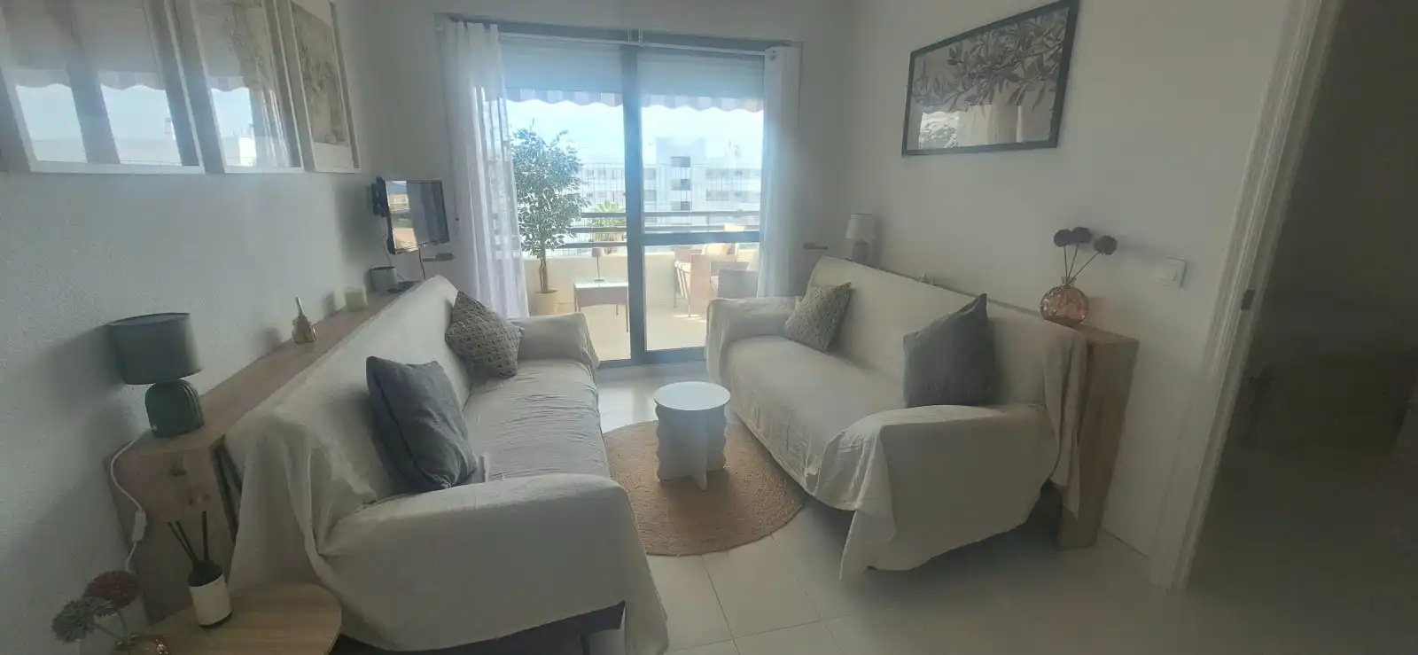 Apartment with pool for sale in Calle Aguas del Pino 33