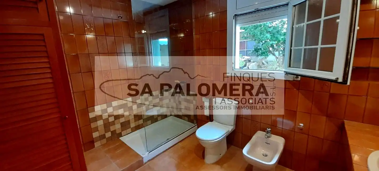 Bathroom of Houses for sale in Blanes  with Heating, Private garden and Parquet flooring