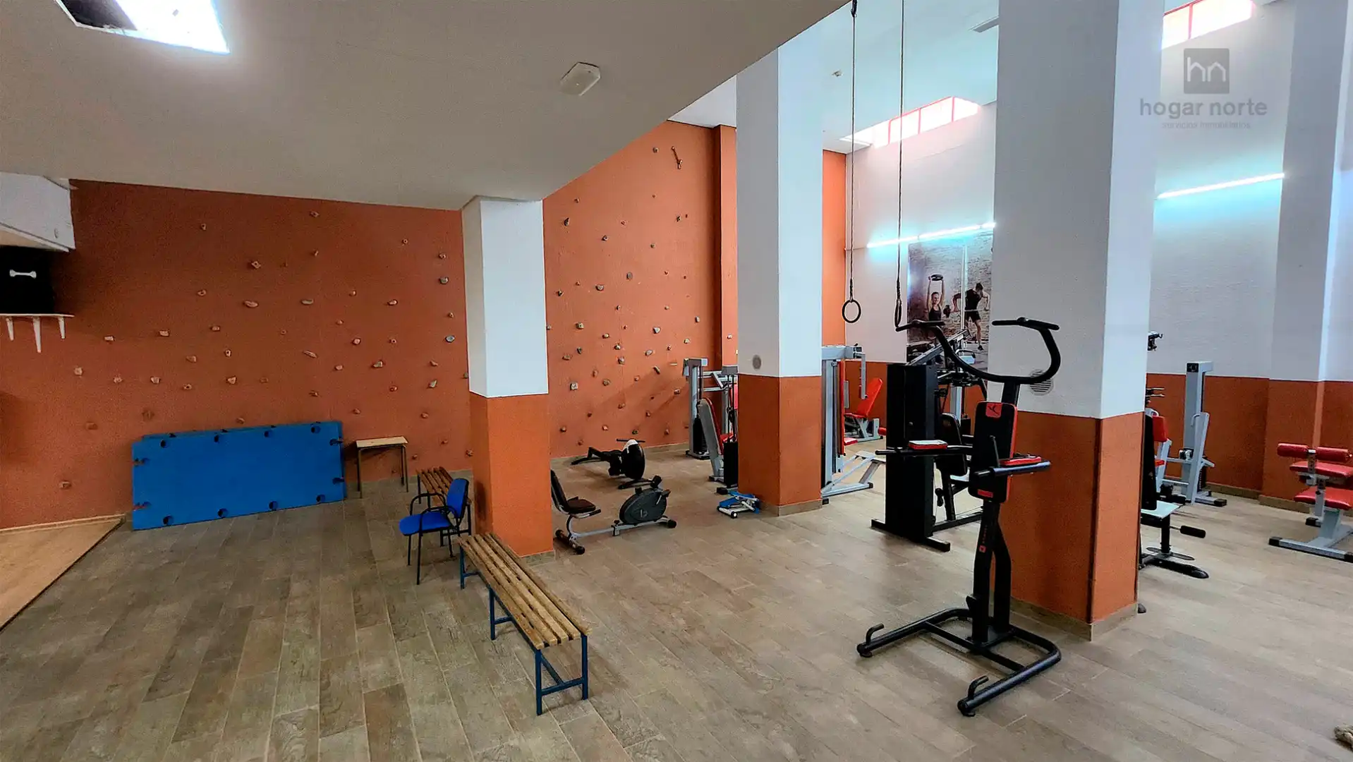Piso en venta en Alcobendas con Calefacción, Terraza y Piscina comunitaria