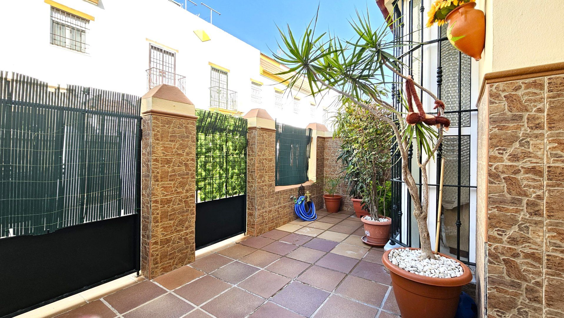 Garden of Duplex for sale in Chipiona  with Air Conditioner and Terrace