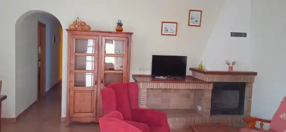 Sala de estar de Casa o chalet en venta en L'Escala con Calefacción, Terraza y Trastero