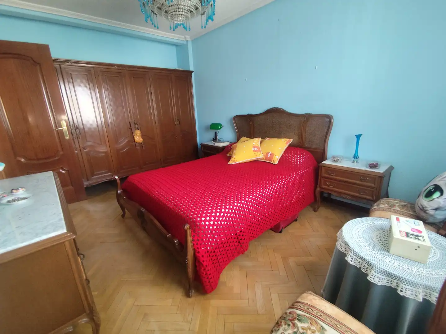 Bedroom of Flat for sale in Parla  with Air Conditioner, Heating and Parquet flooring