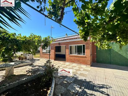Exterior view of House or chalet for sale in Conil de la Frontera