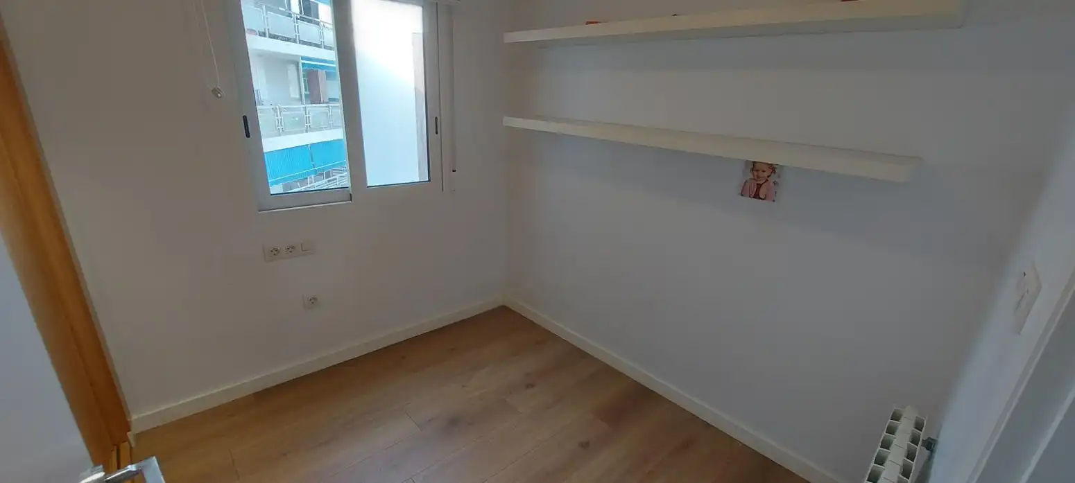 Habitación de Piso de alquiler en Sagunto / Sagunt con Jardín privado, Terraza y Amueblado