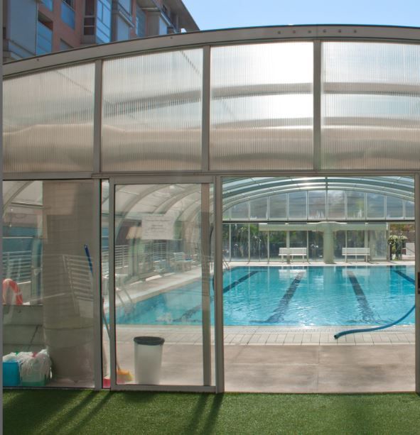 Piscina de Pis en venda en  Madrid Capital amb Aire condicionat, Calefacció i Traster