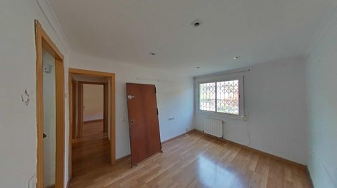 Foto 2 de Apartamento en venta en Carrer Perafita, Ciutat Meridiana, Barcelona Capital