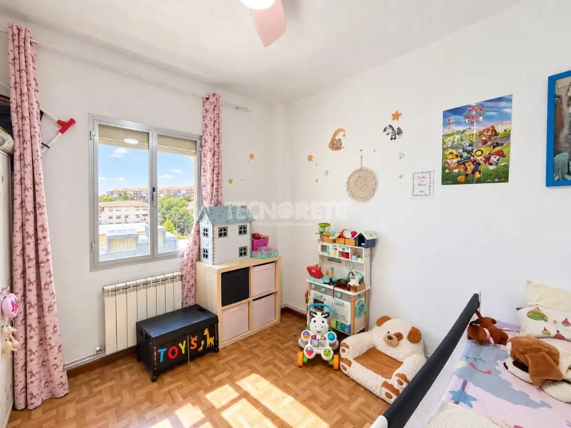 Habitación de Piso en venta en Carabanchel