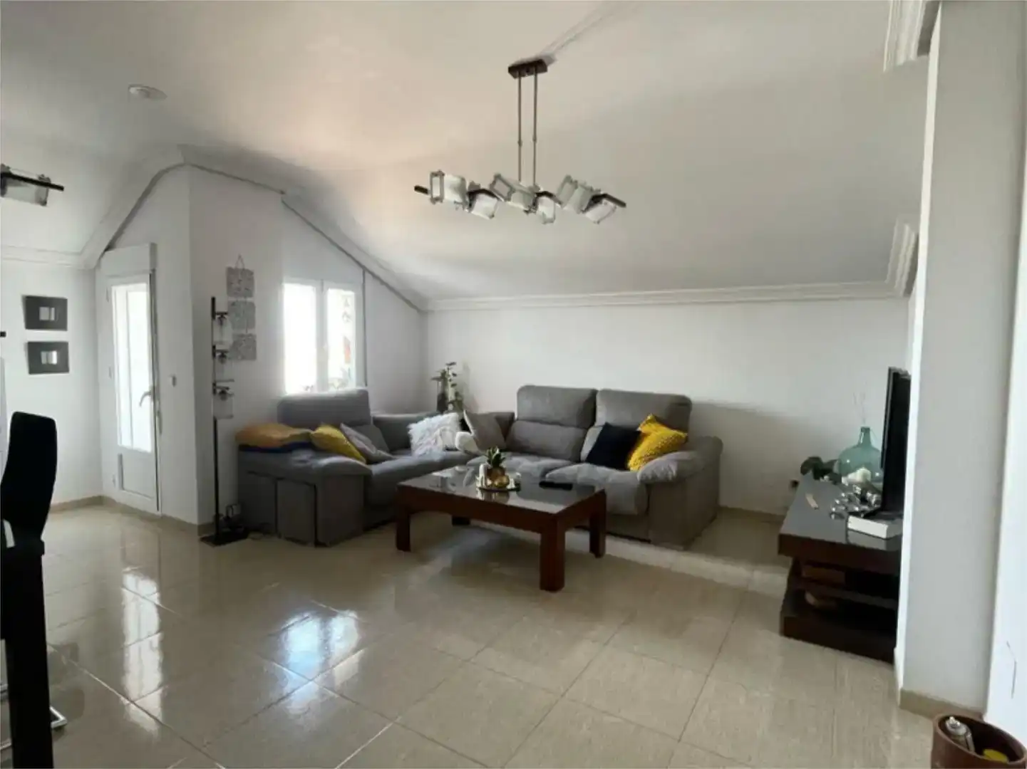 Sala de estar de Piso en venta en Baza con Trastero