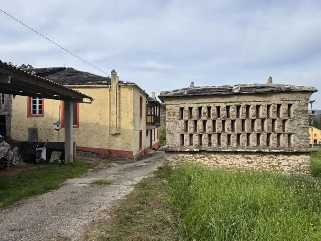 Casa rústica amb terrassa en venda a Mañón, imagen 9