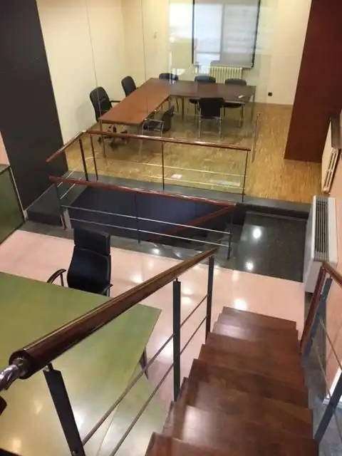 Office for rent in Manlleu  with Air Conditioner, Storage room and Furnished