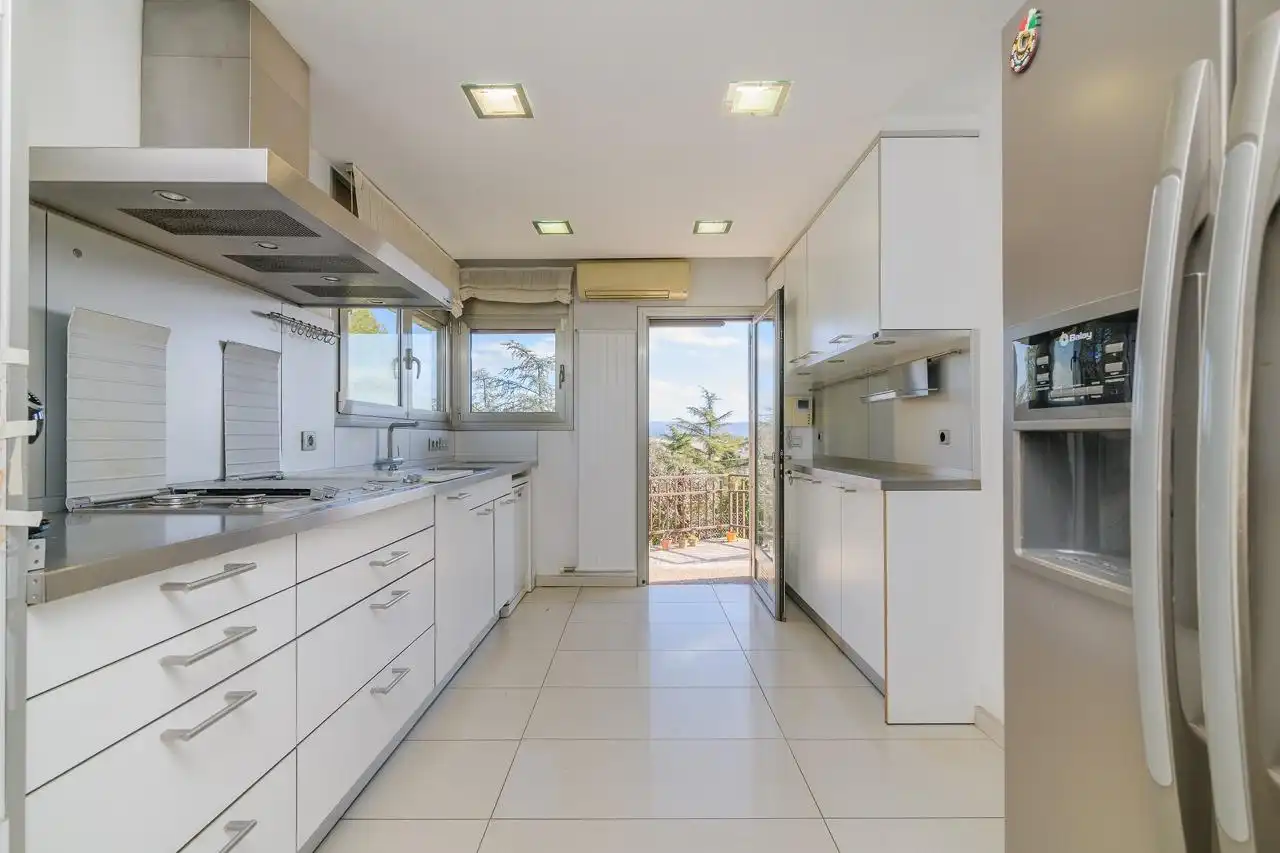 Kitchen of Houses for sale in Manresa  with Air Conditioner, Heating and Private garden