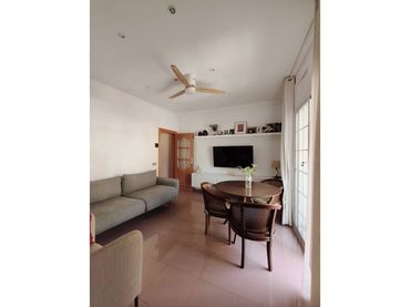 Piso con balcón en venta en Calle Violant d´Hongria Reina d´Aragó