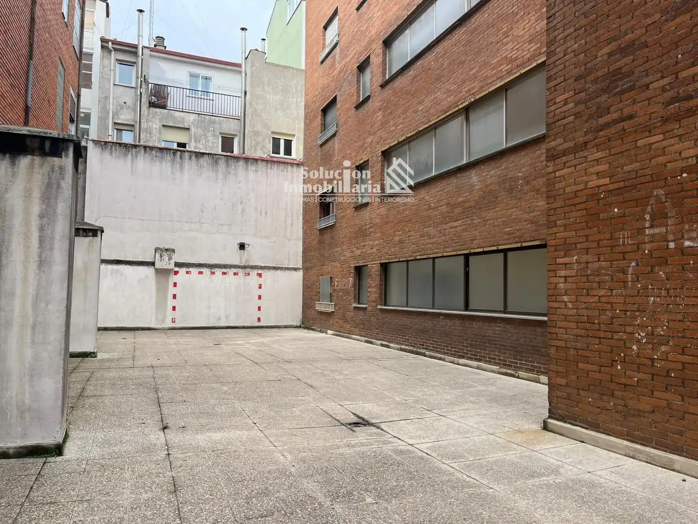 Vista exterior de Pis en venda en Salamanca amb Calefacció, Terrassa i Moblat