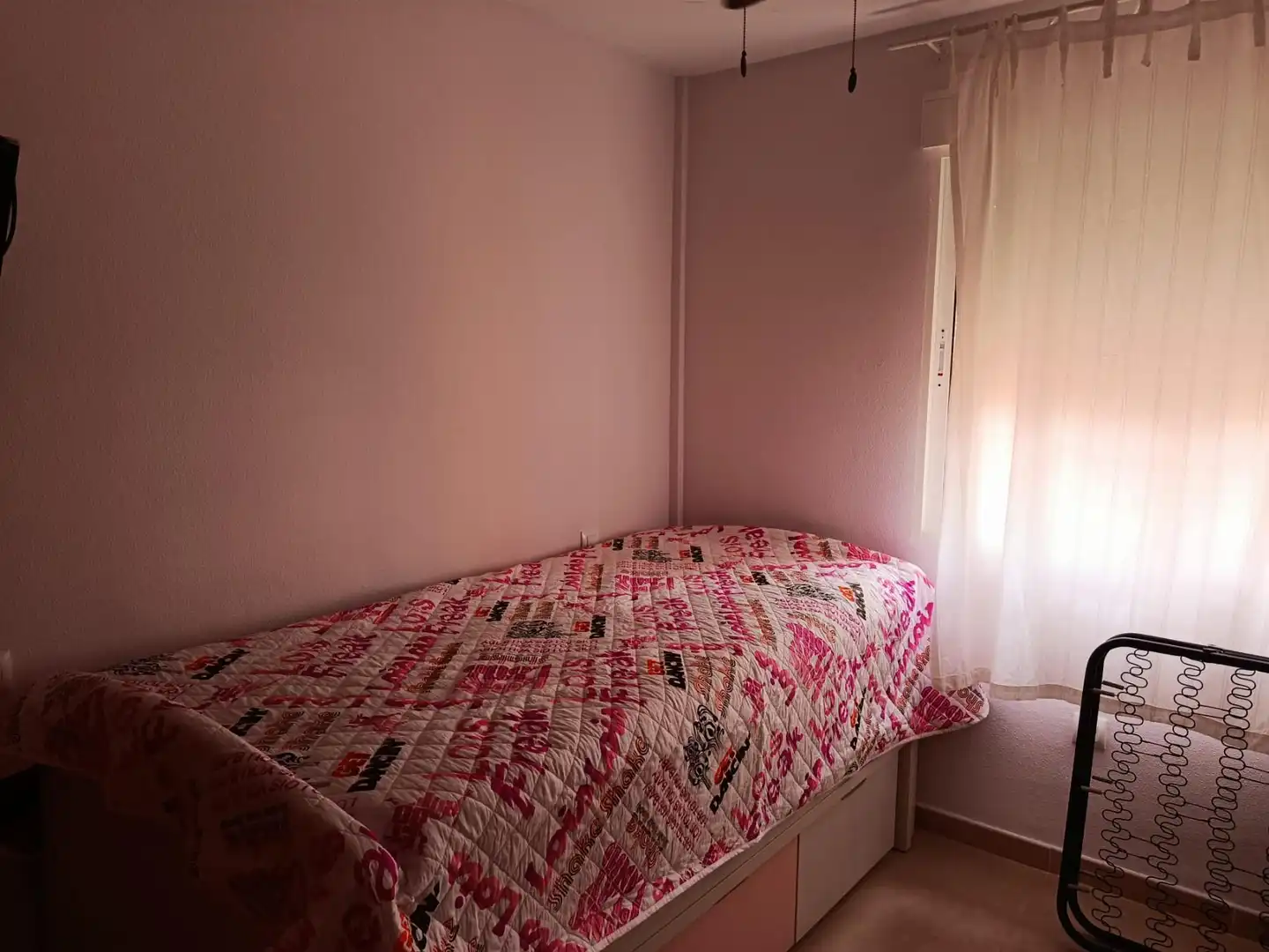 Dormitori de Apartament de lloguer en Cartagena amb Aire condicionat, Calefacció i Terrassa