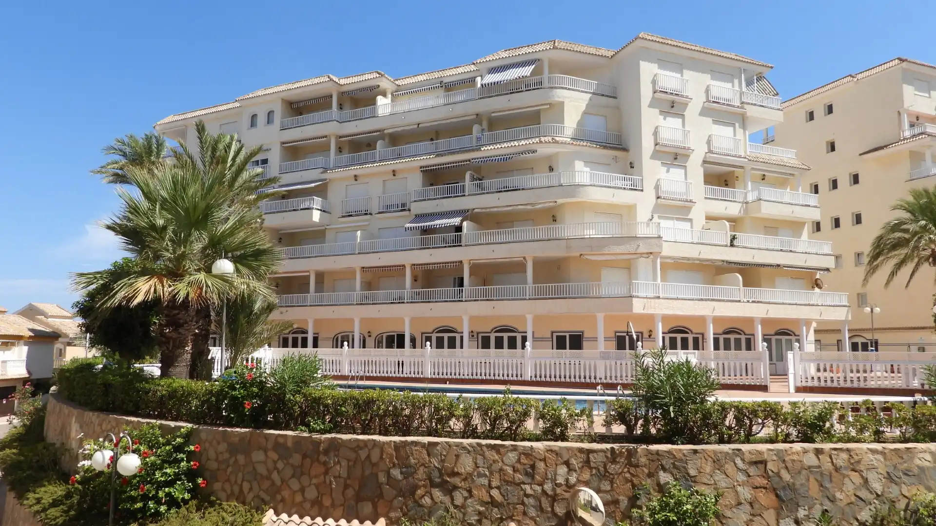 Exterior view of Flat for sale in La Manga del Mar Menor  with Air Conditioner, Heating and Terrace