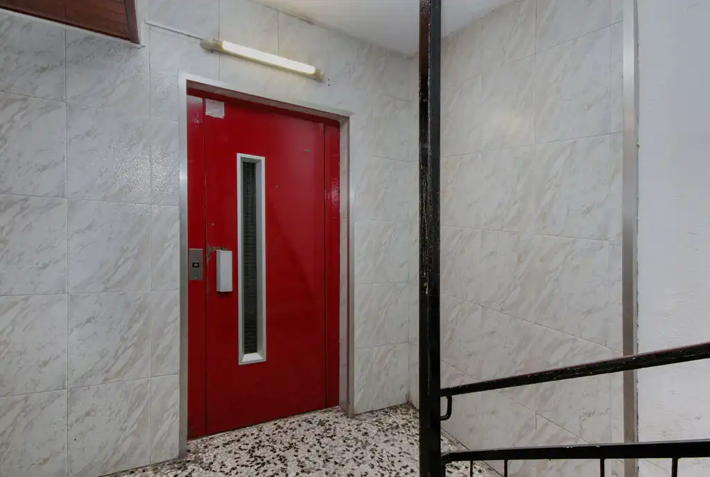 Penthouse mit Aufzug zum Verkauf in Av San Esteve, imagen 18