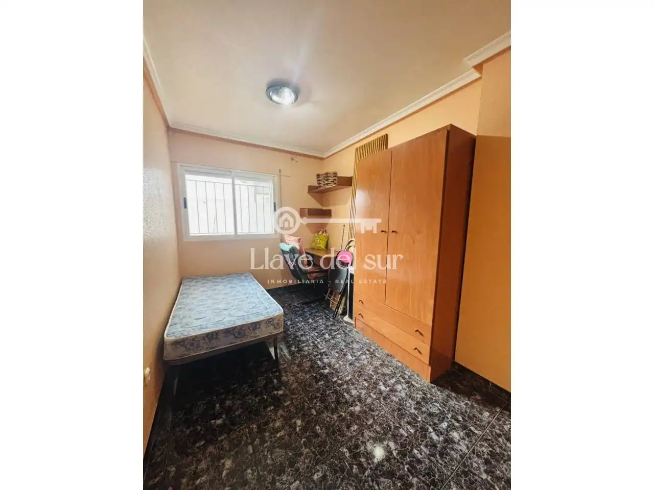 Flat with terrace for sale in Calle Lotería, imagen 16