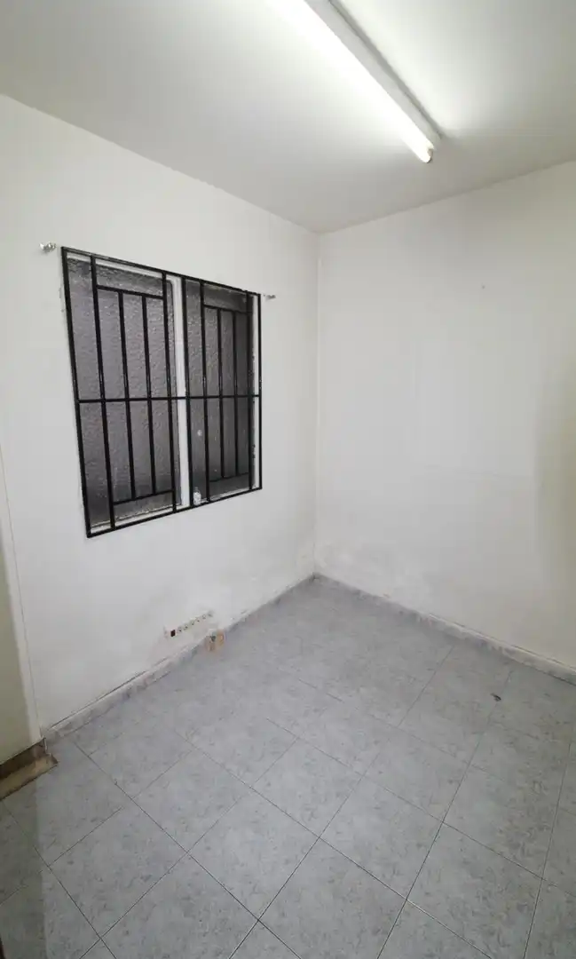 Local comercial de lloguer a Calatrava, imagen 6