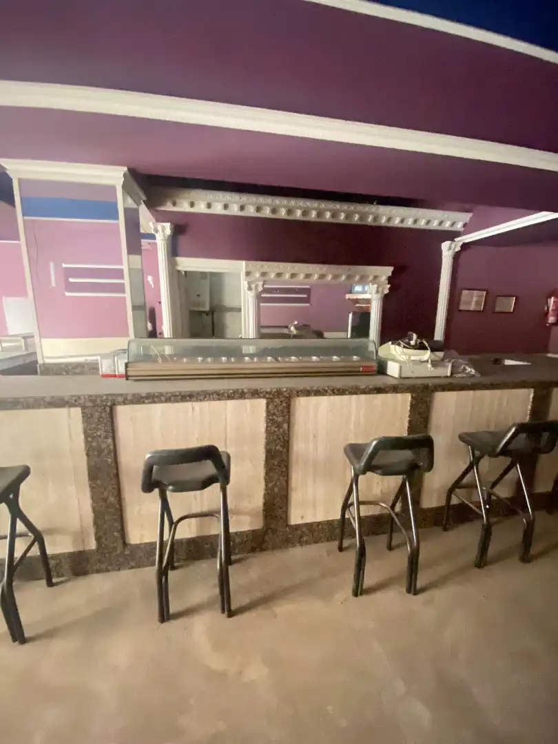 Local comercial en venta en Calle Elisa Cendrero, imagen 6