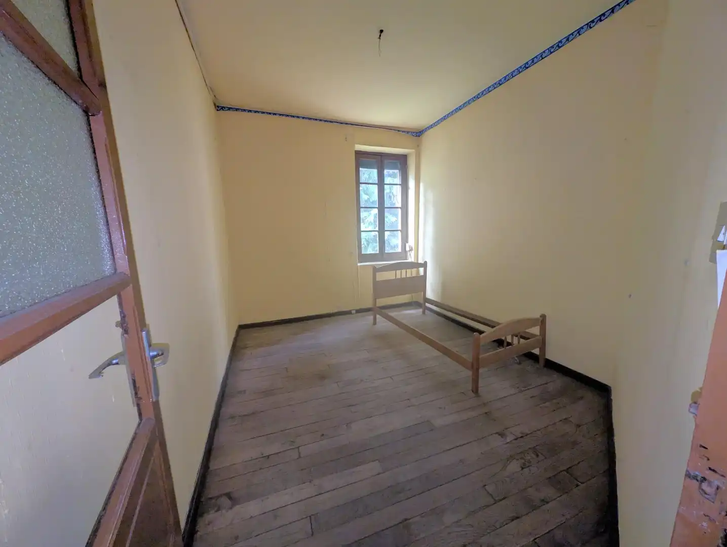 Dormitori de Edifici en venda en Oviedo 