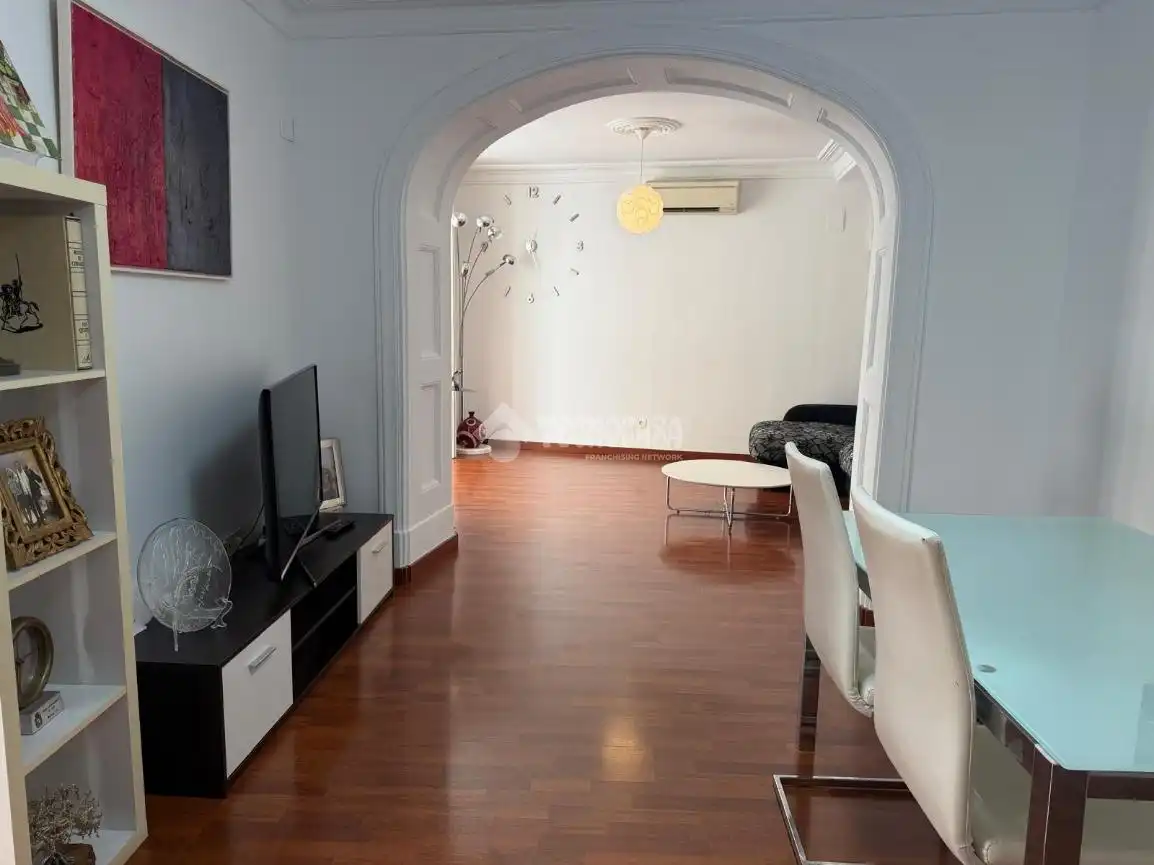 Sala d'estar de Pis en venda en Jaén amb Aire condicionat, Moblat i Balcó