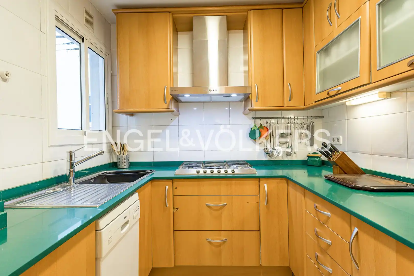 Kitchen of Flat for sale in Barcelona  with Heating and Parquet flooring