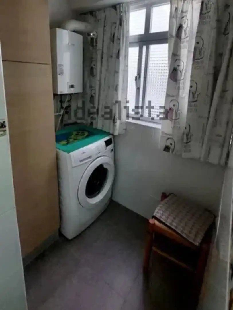 Habitación de Piso en venta en Sevilla con Aire acondicionado, Terraza y Amueblado
