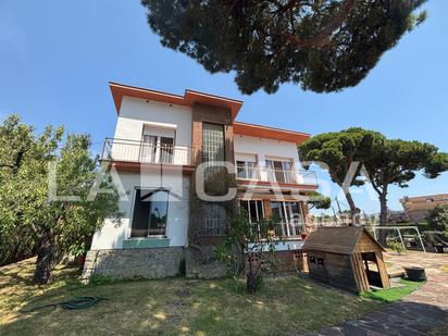 Exterior view of House or chalet for sale in Premià de Dalt  with Terrace and Storage room