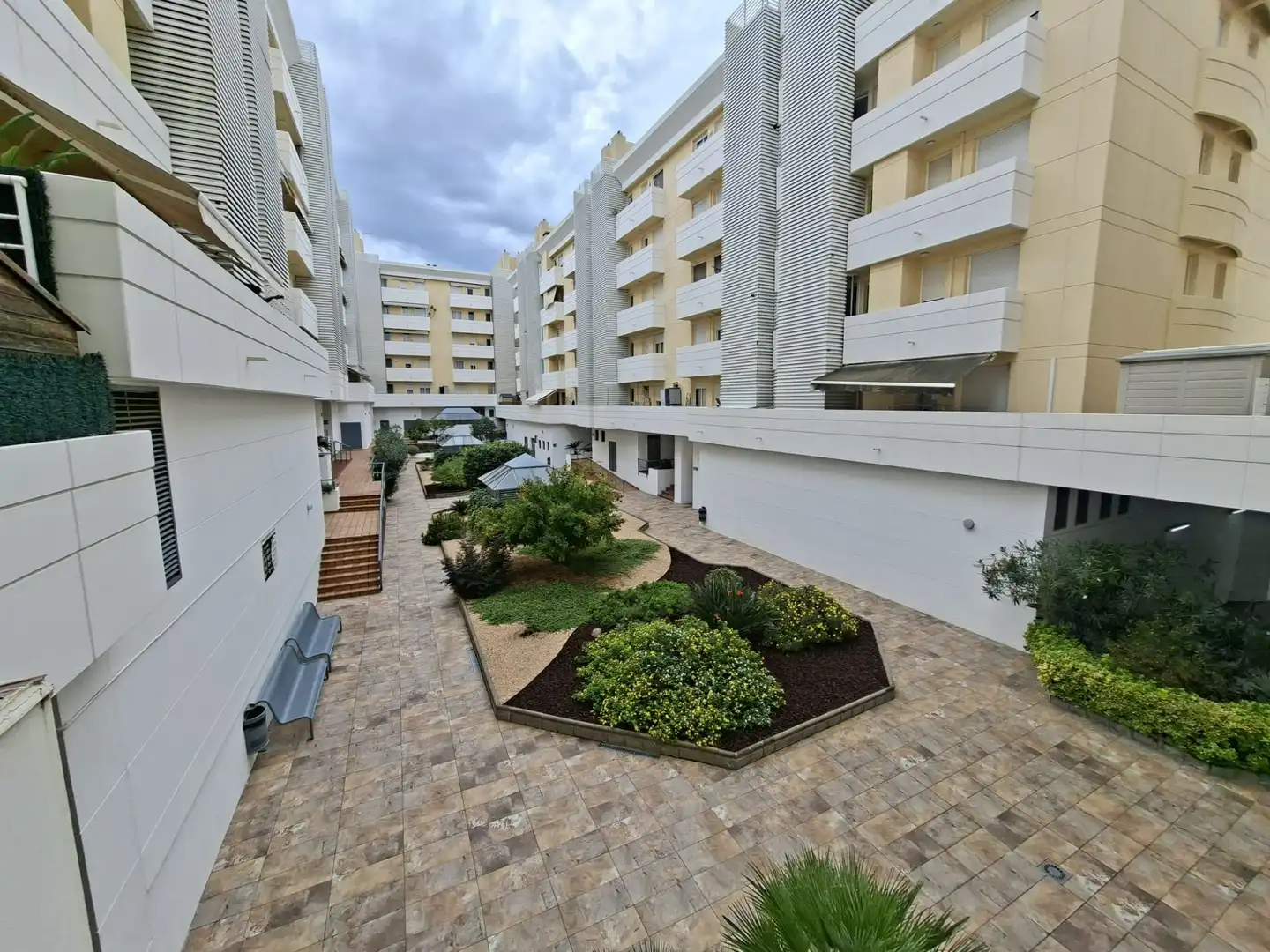 Vista exterior de Piso en venta en Montigalà - Sant Crist