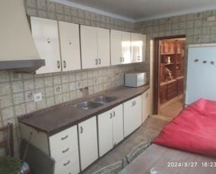 Cuina de Casa adosada en venda en Monóvar  / Monòver amb Moblat