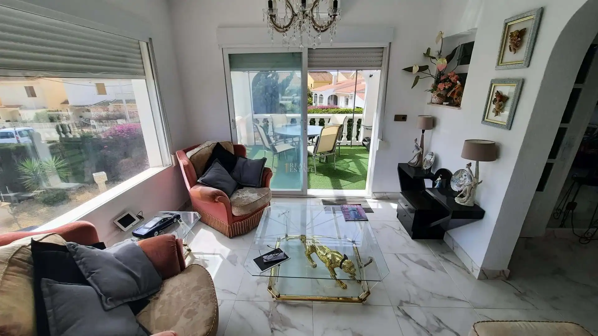 Living room of Houses for sale in L'Alfàs del Pi  with Air Conditioner, Heating and Terrace