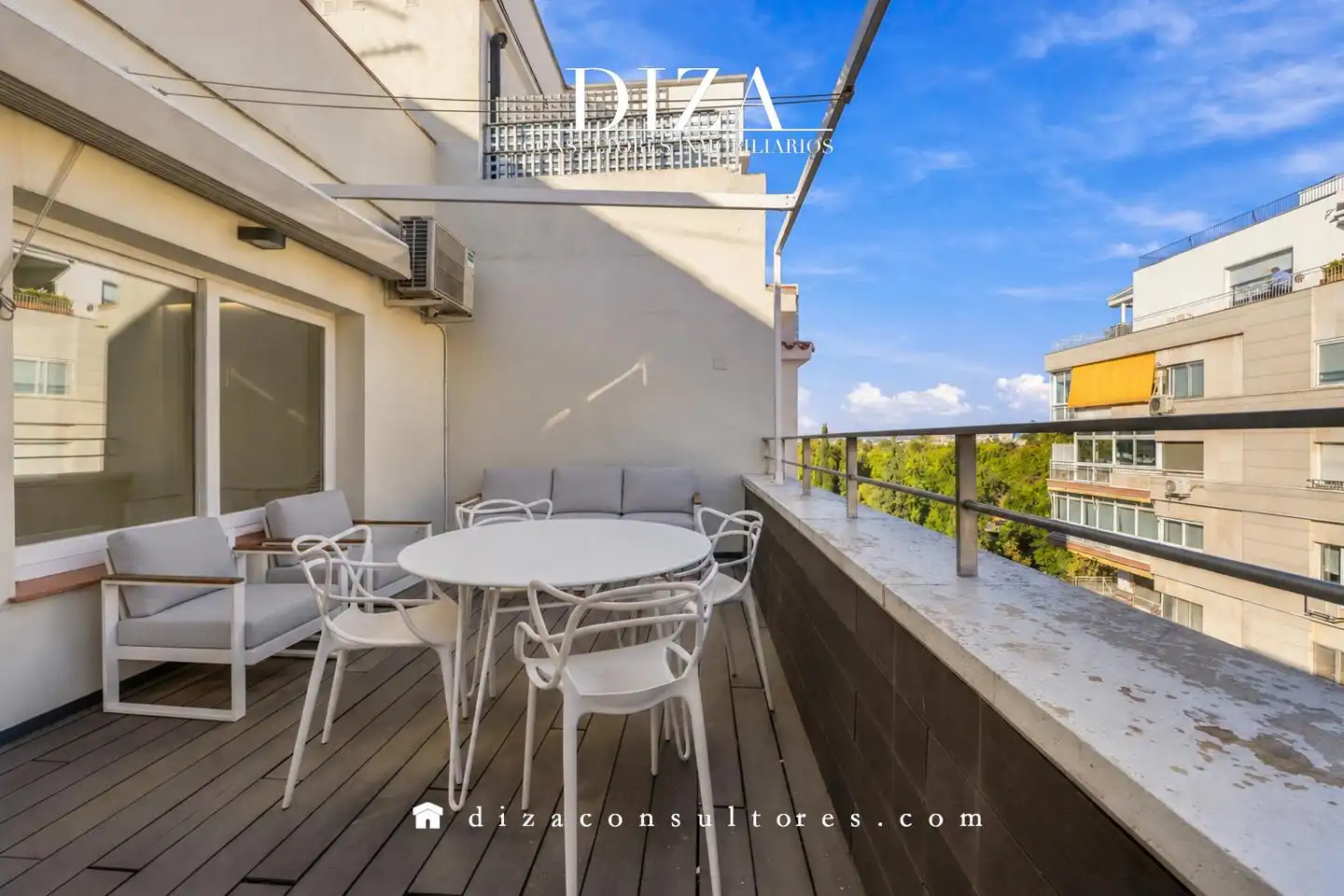 Terrasse von Dachboden zur Miete in Retiro