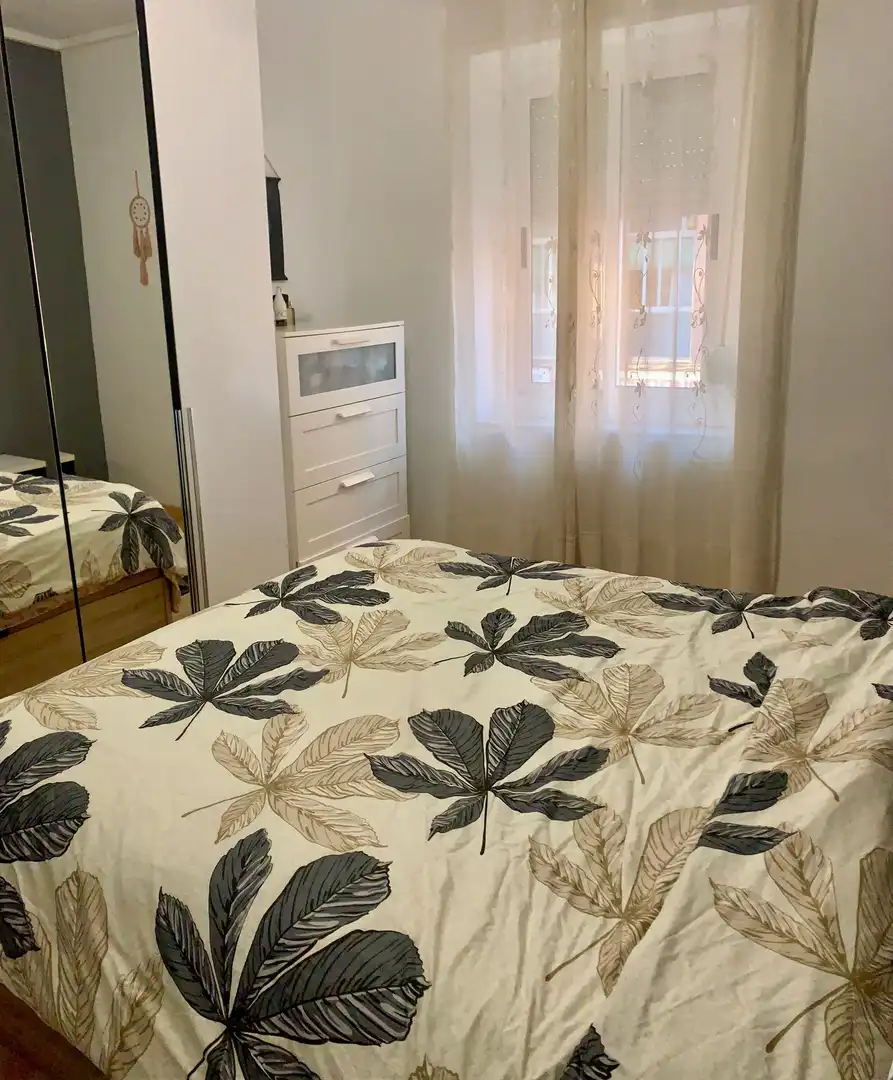 Habitación de Piso de alquiler en Petrer con Aire acondicionado, Terraza y Amueblado