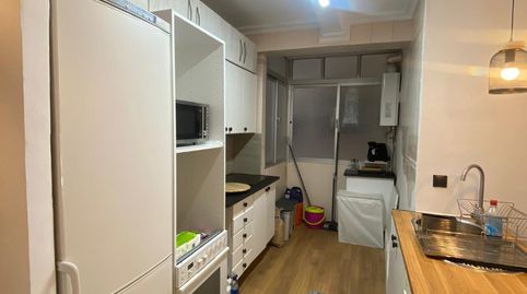 Foto 3 de Piso de alquiler en Pasaje Urbasa, Los Castillejos - La Trinidad, Málaga Capital