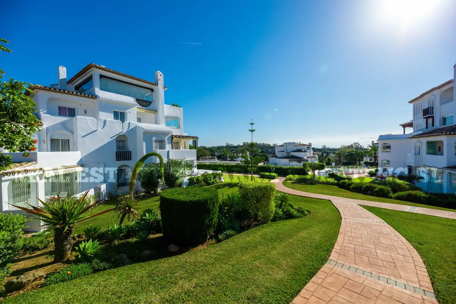 Exterior view of Apartments for sale in Marbella  with Air Conditioner, Terrace and Furnished