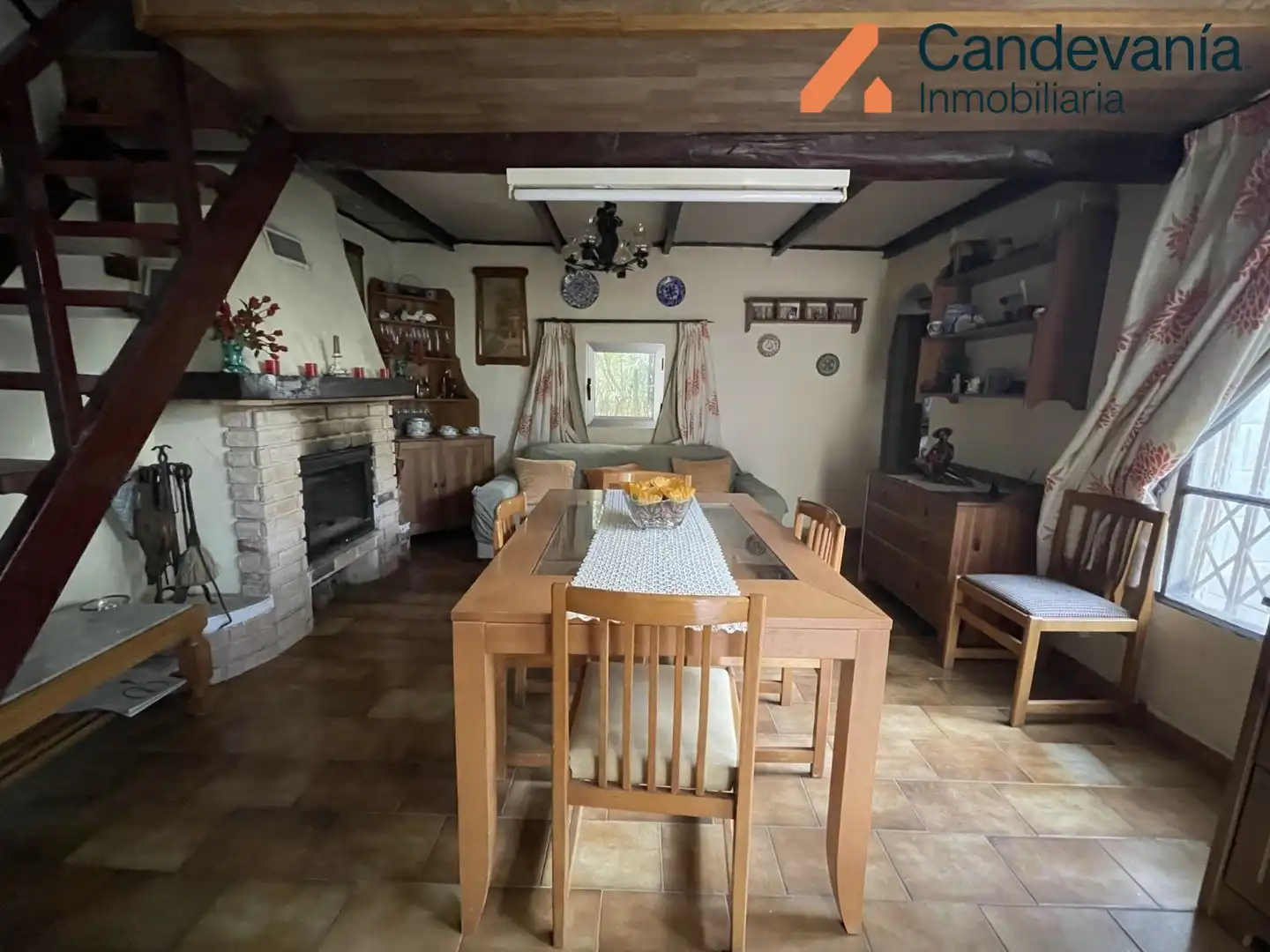 Comedor de Finca rústica en venta en Zuera con Jardín privado